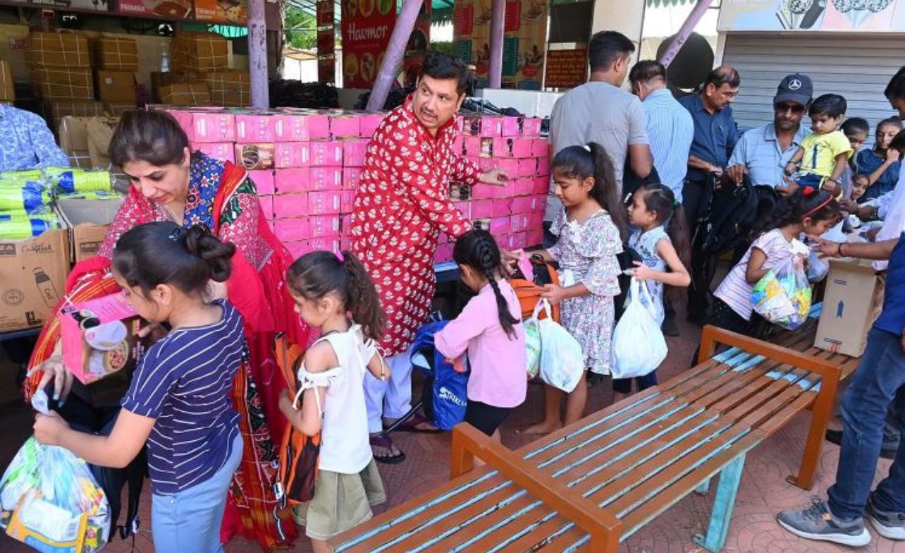 Festivals-Kids-with-Rakesh-Rajdev